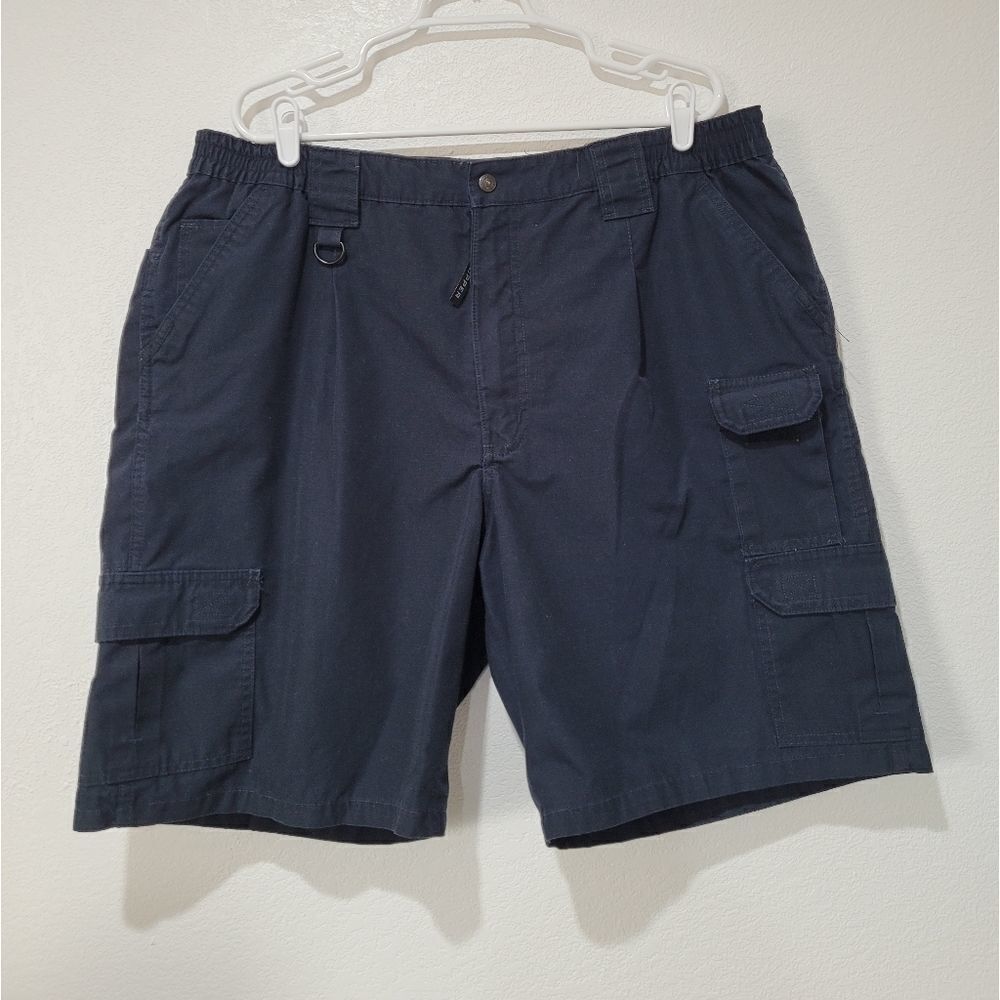 Propper tactical cargo men's shorts size 42‎